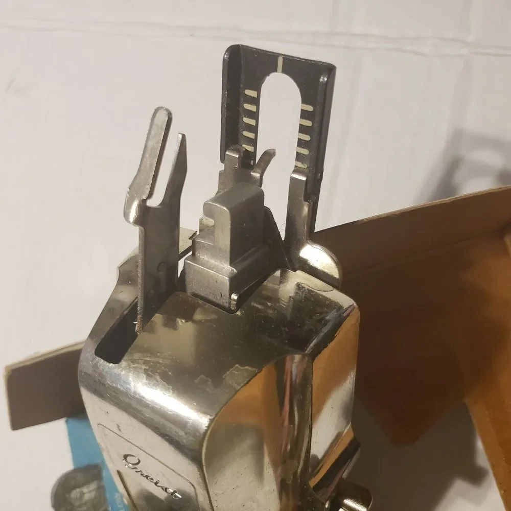 Greist Automatic Buttonholer‎ Style #1 Made in USA Sewing Accessory